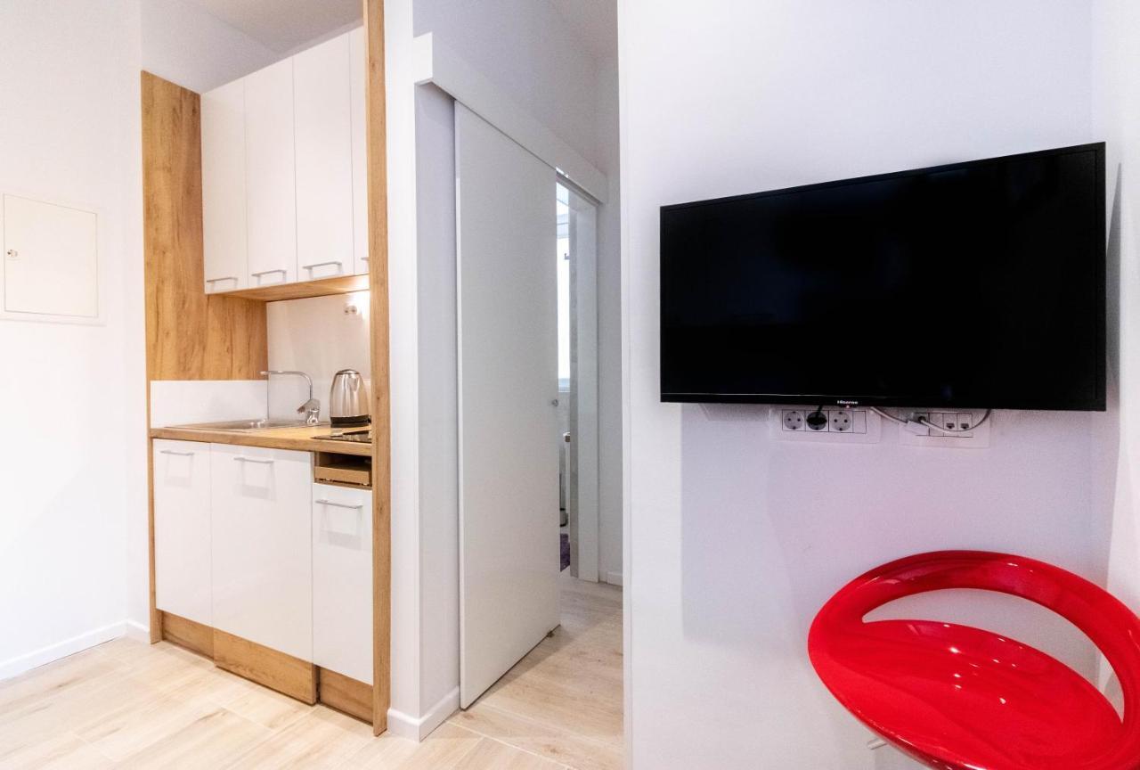 Fiorello Apartment